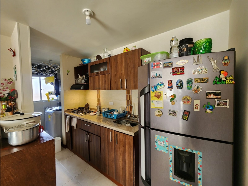 APARTAMENTO CON PARQUEADERO — foto 2