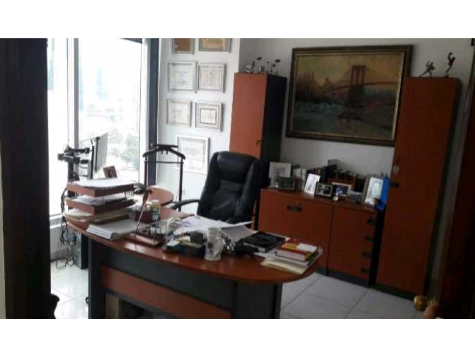 OFICINA EN MARBELLA OCEAN BUSINESS TORRE BANESCO 167M2 AMOBLADA — foto 2