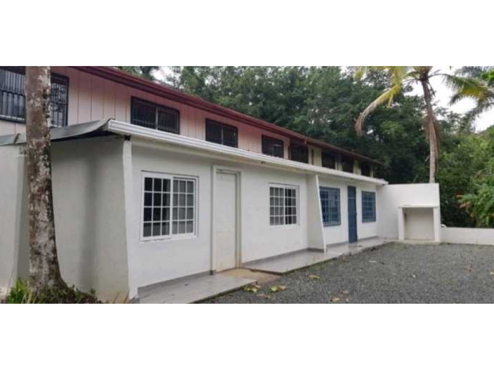 CASA DUPLEX EN CLAYTON 11REC 600M2 USO MULTIFUNCIONAL