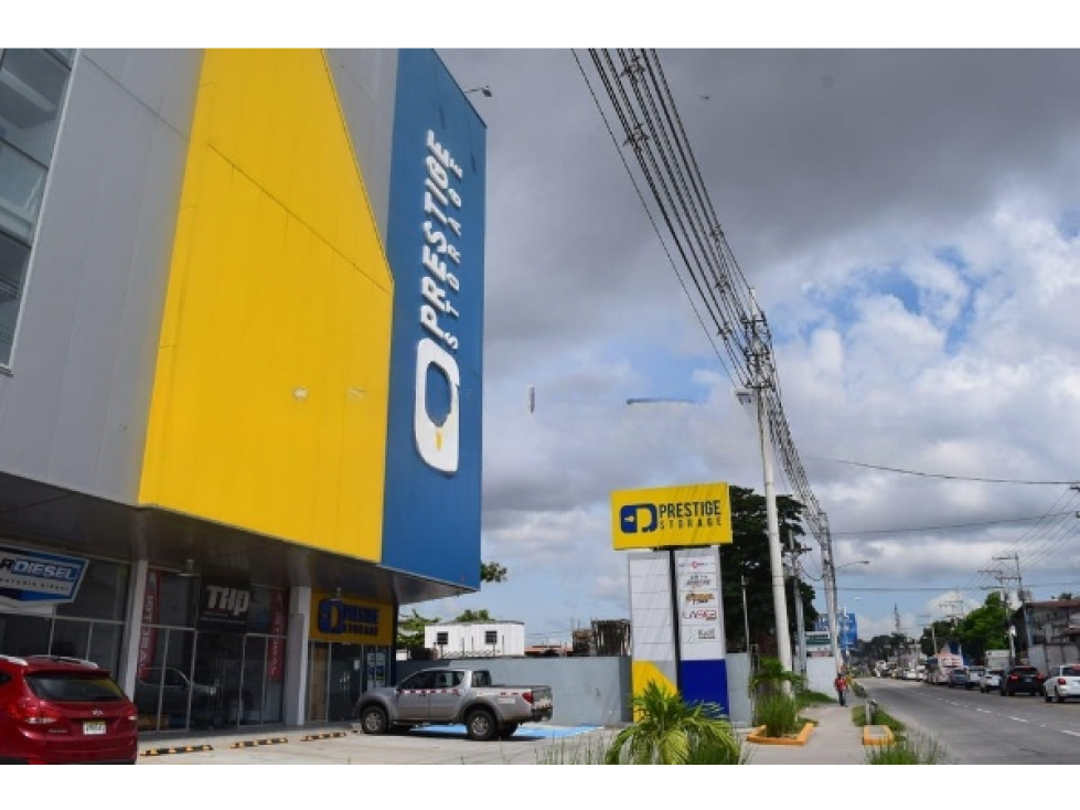 LOCAL COMERCIAL EN LLANO BONITO EDIFICIO PRESTIGE STORAGE 478M2