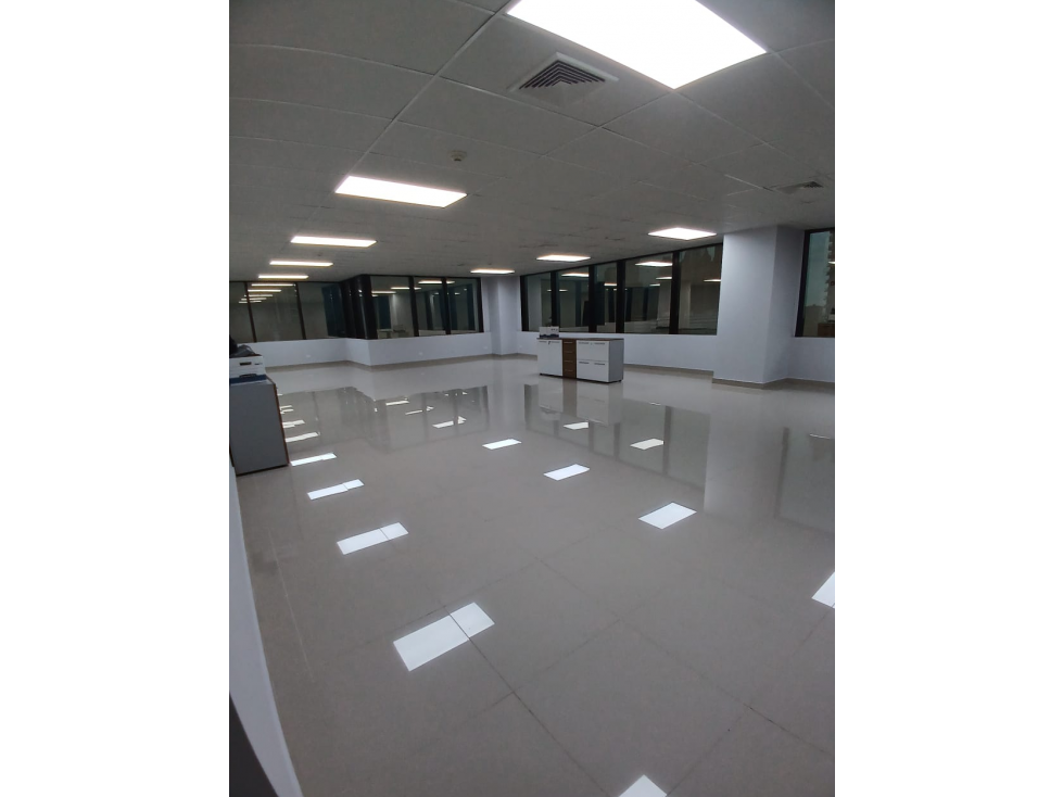 OFICINA EN CALLE 50 PH TORRE CREDICOR BANK 200M2 FULL AMOBLADA — foto 6