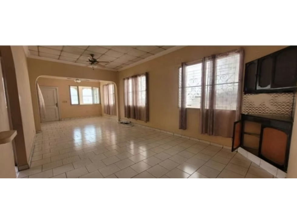 CASA EN ALTOS DEL GOLF USO RESIDENCIAL/ COMERCIAL 750M2 — foto 6