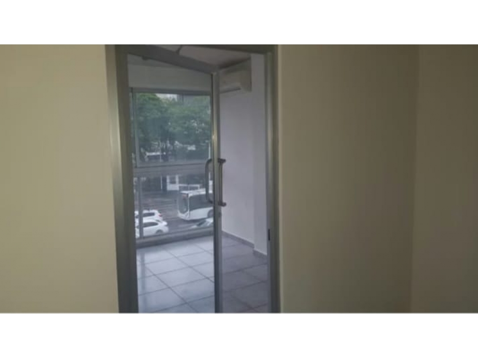 OFICINA EN CALLE 50 DE 97M2 UBICACION PRIVILEGIADA Y CÉNTRICA — foto 6