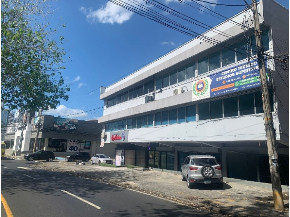 EDIFICIO COMERCIAL EN EL CARMEN DE 3 NIVELES 1007.96M2 - 1