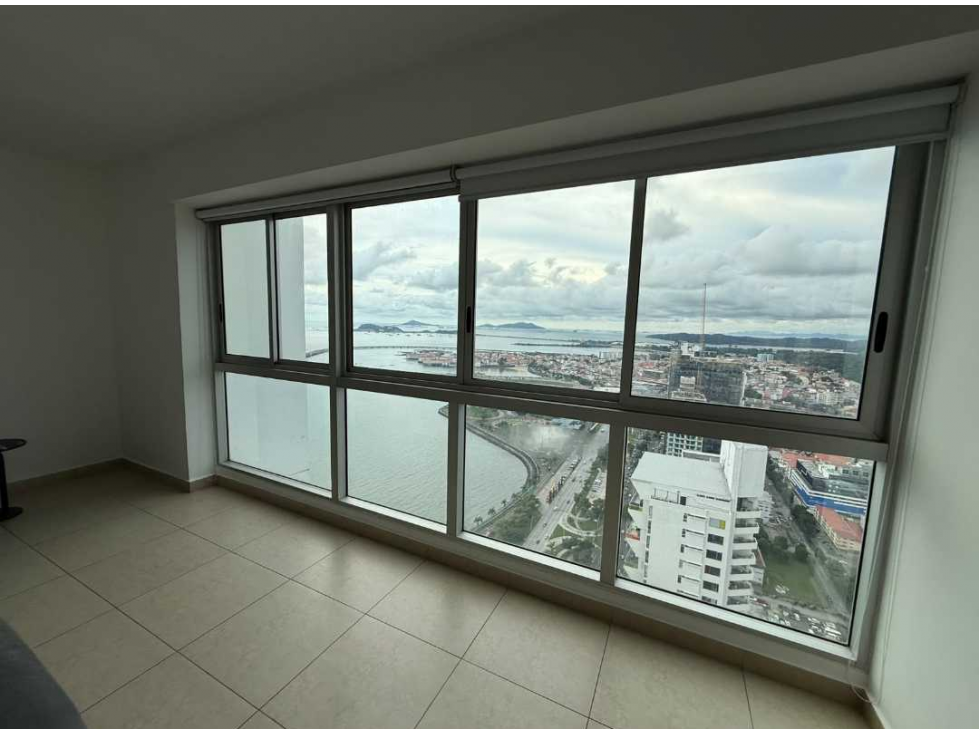 APARTAMENTO EN AVENIDA BALBOA 1REC 1.5B 141M2 AMOBLADO VISTA AL MAR — foto 4