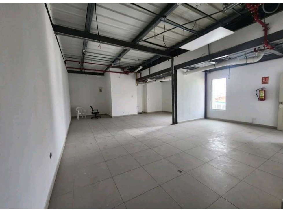 LOCAL COMERCIAL EN VIA PORRA CITY PLAZA 124M2 UBICACION PRIVILEGIADA — foto 6