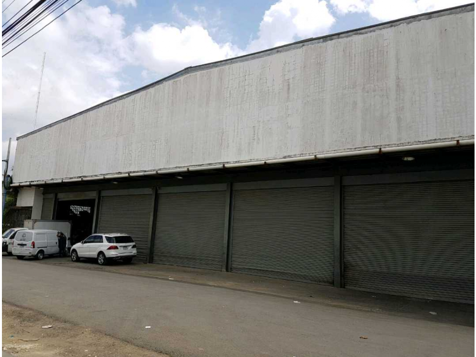 GALERA LLANO BONITO CON GRAN METRAJE 2,700M2