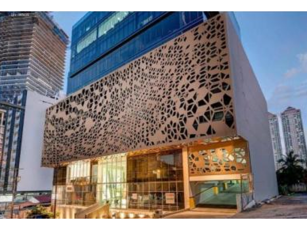OFICINAS EN OBARRIO PH HABITATS PLAZA 78M2 AMOBLADA