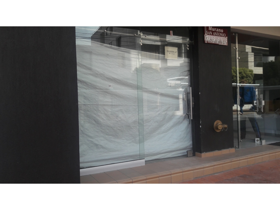 Local comercial avenida de los estudiantes. - 3