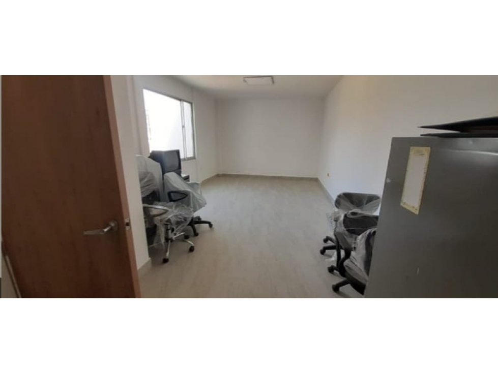 LOCAL COMERCIAL SECTOR UNICENTRO - 6