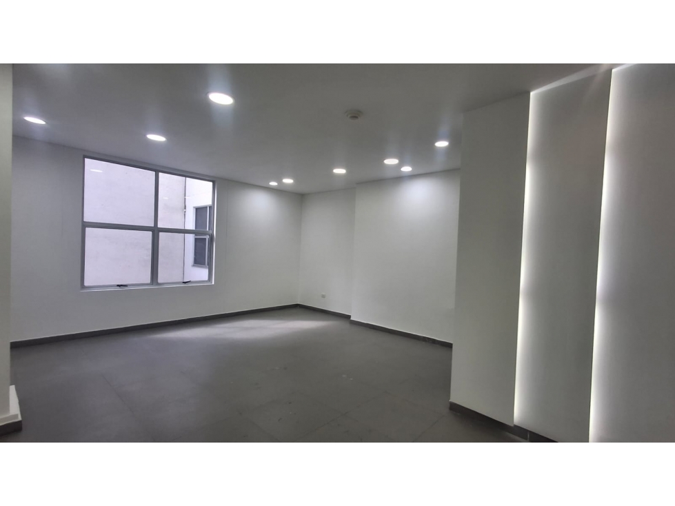 RENTO CONSULTORIO DE 39.15M2 SANTA BARBARA CENTRAL — foto 4