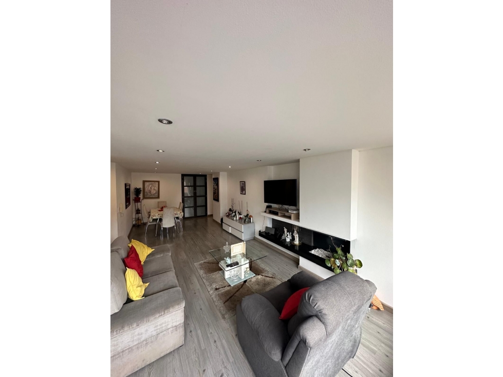 SE VENDE APARTAMENTO SECTOR EL LAGO