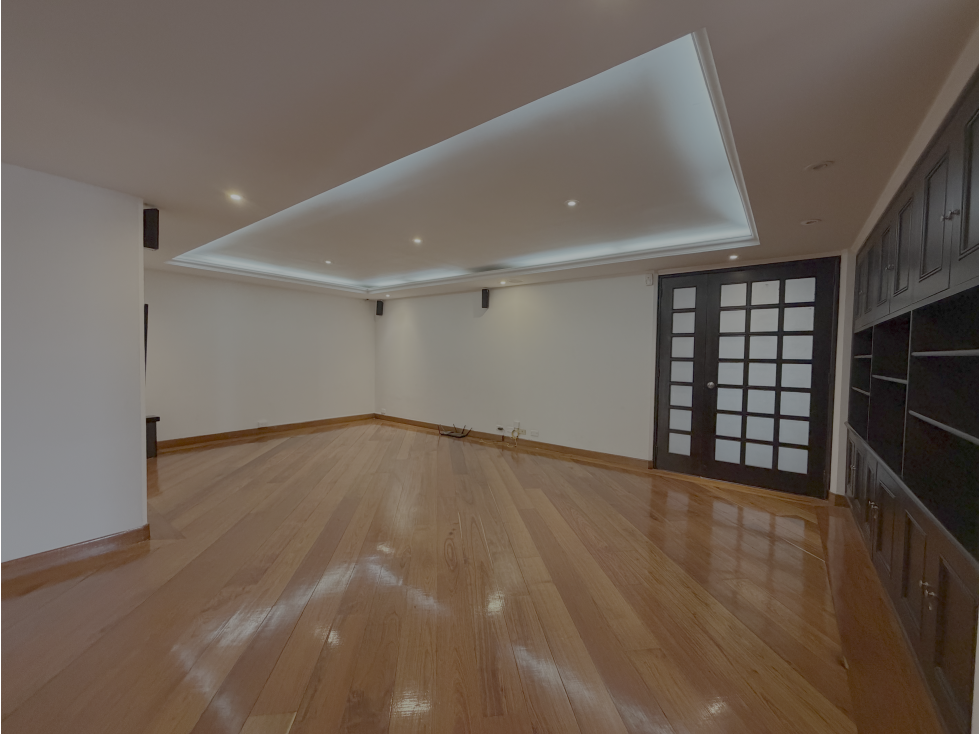 VENDO/RENTO APARTAMENTO EN ROSALES VIA LA CALERA