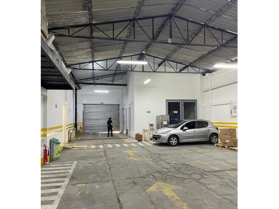 SE VENDE BODEGA SECTOR TOBERIN