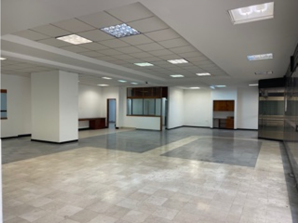 SE VENDE LOCAL SECTOR SANTAFE