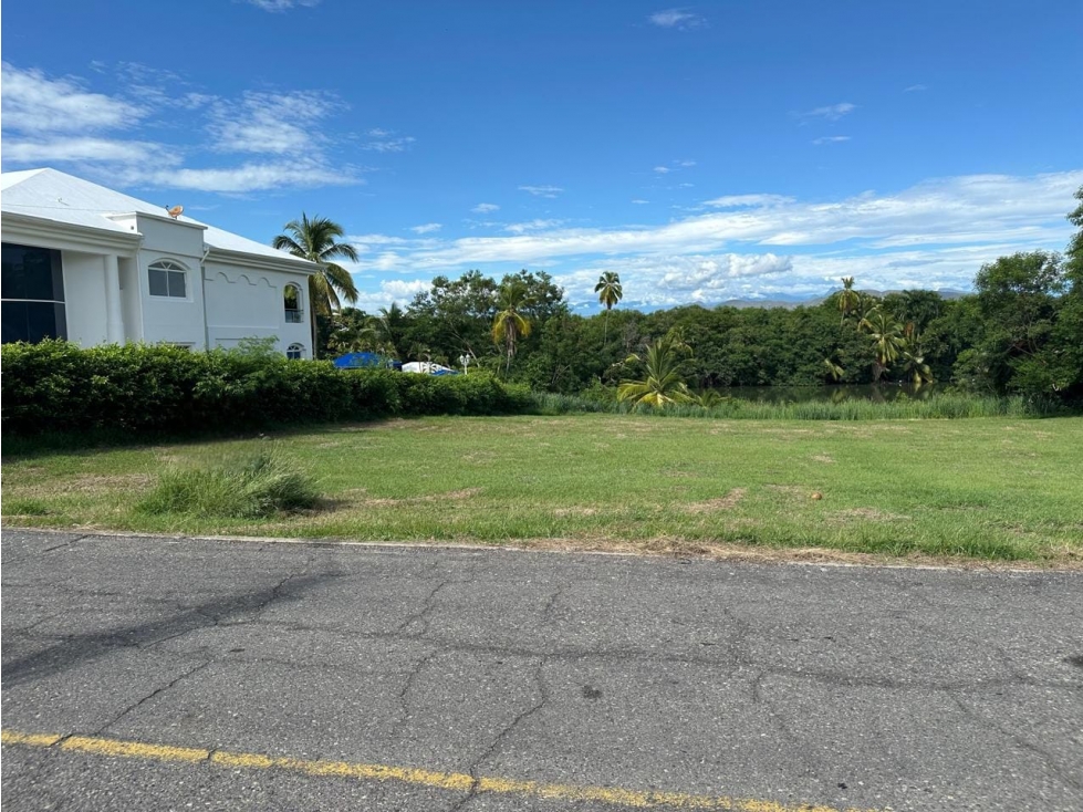 SE VENDE LOTE CONDOMINIO EL PEÑON - 4