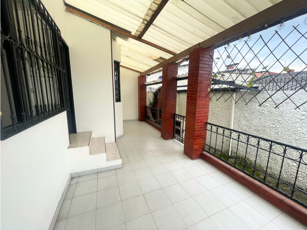 CASA EN VENTA EN COTA | 275 M² | 4 HABITACIONES Y SAUNA — foto 2