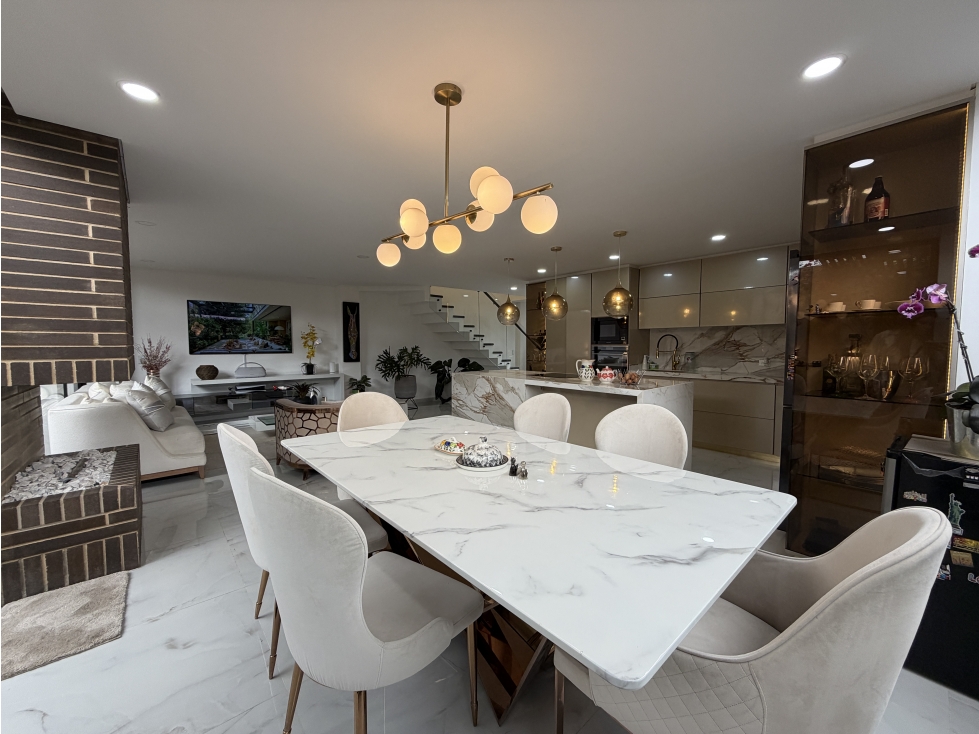 SE VENDE CASA EN CHIA DE 176 M² CON JACUZZI PRIVADO — foto 4