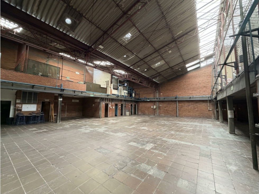 SE VENDE BODEGA BARRIO CUNDINAMARCA