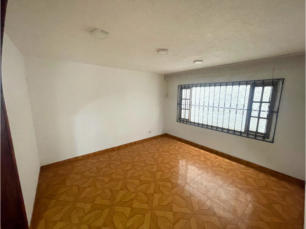CASA EN VENTA EN COTA | 275 M² | 4 HABITACIONES Y SAUNA — foto 5