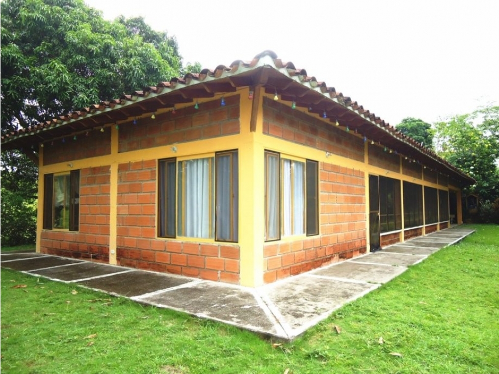 SE VENDE FINCA MUNICIPIO DE PUERTO BOYACA . - 2