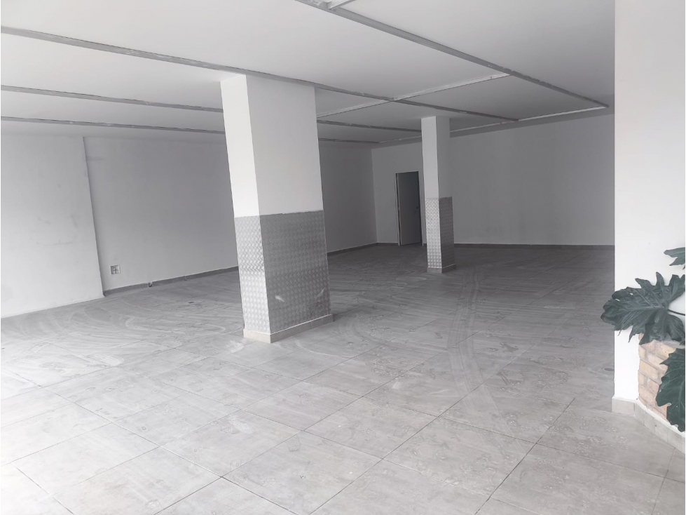 SE ARRIENDA -VENDE LOCAL SECTOR CALLE 100
