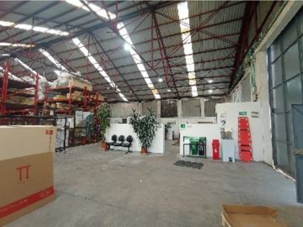 RENTO BODEGA DE 3694 M2 SECTOR PALOQUEMAO — foto 5