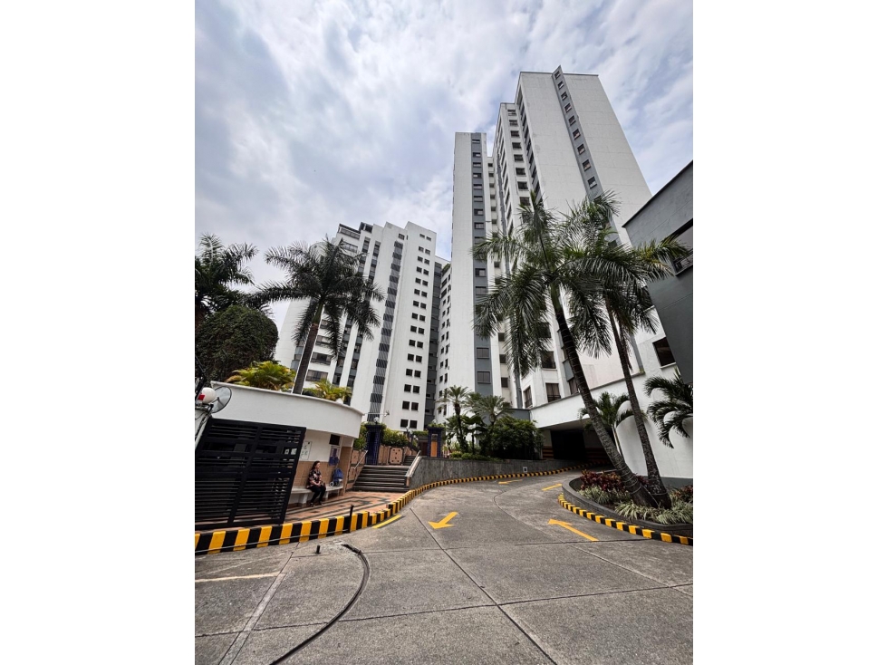 Vendo Apartamento Torres de Fenicia Oeste de Cali