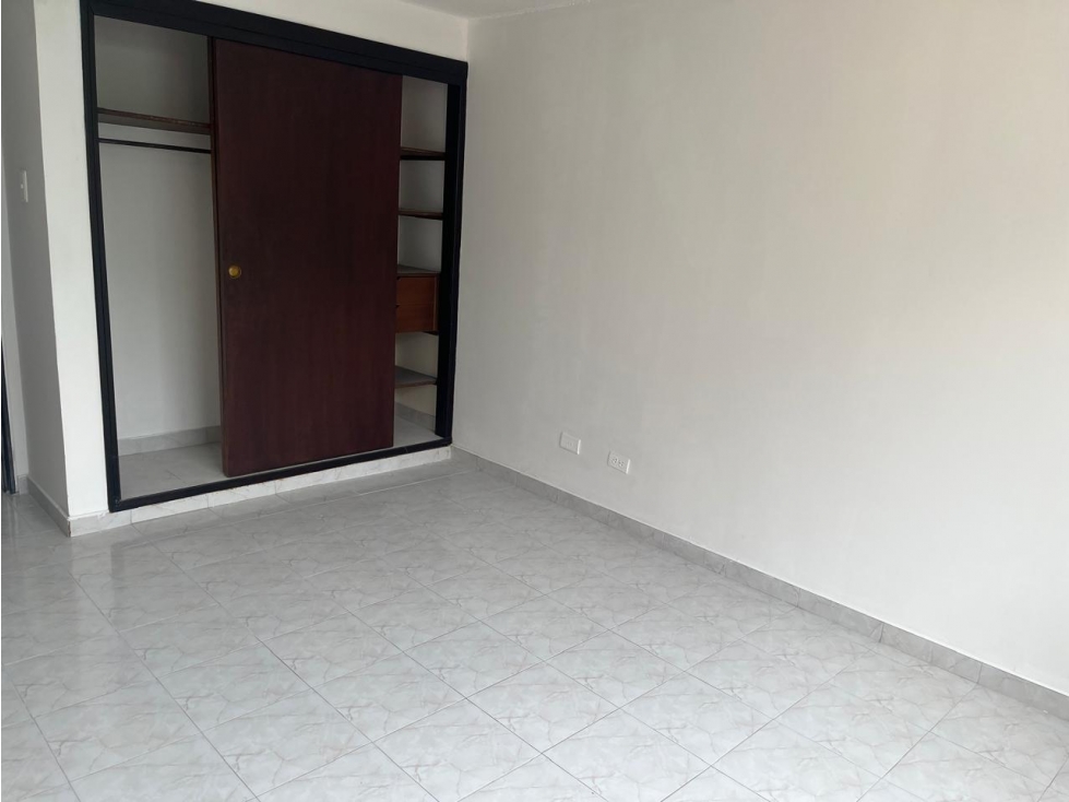 Alquilo Apartamento en Granada — foto 5