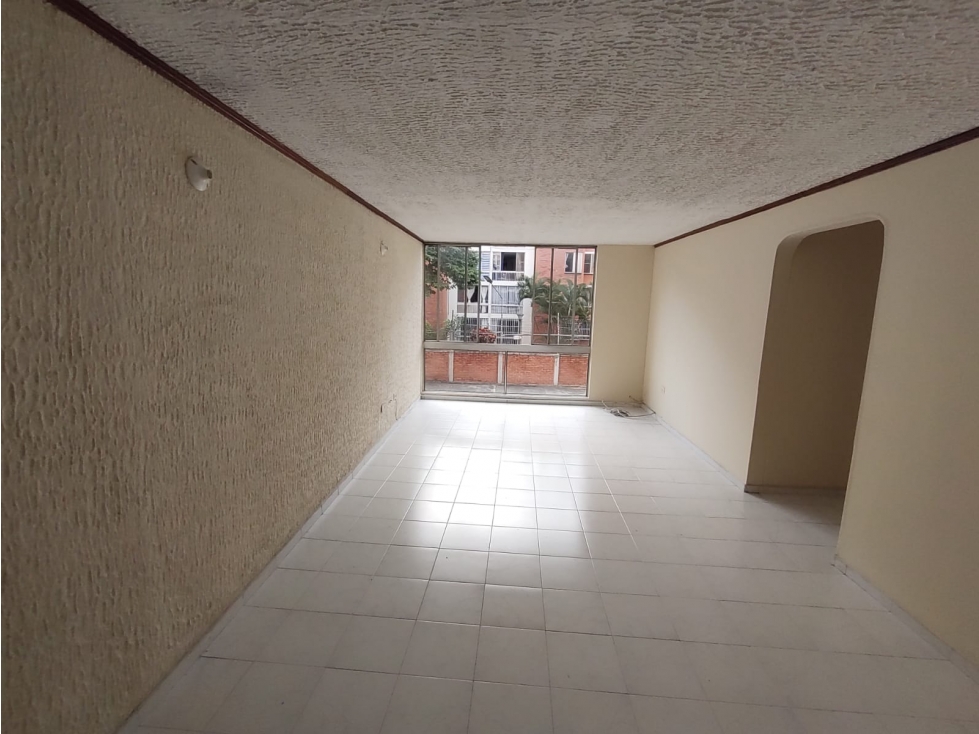 ALQUILO APARTAMENTO SEGUNDO PISO SANTA MARIANA - PACARA NORTE CALI — foto 3