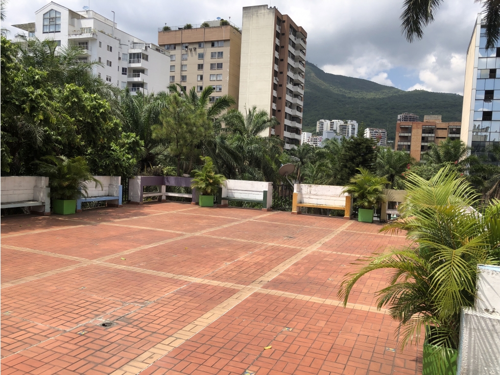 Alquilo Edificio Barrio Versalles - 5