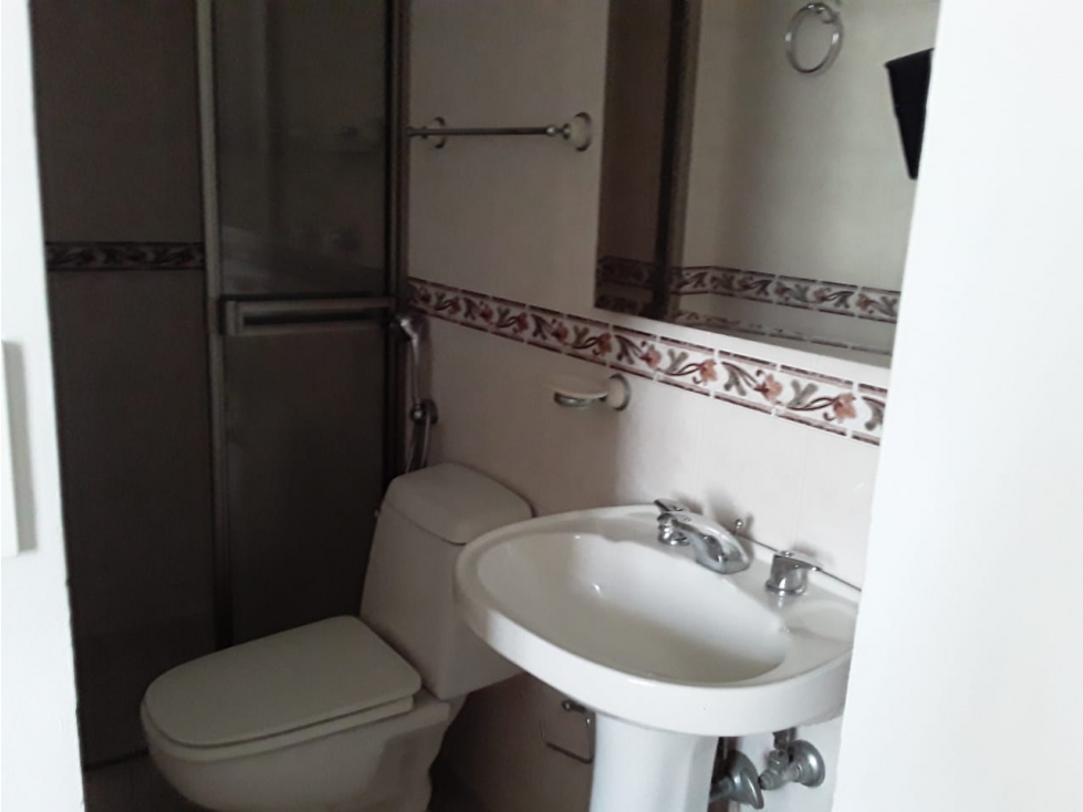 Alquilo Apartamento La Coruña sur de Cali — foto 6