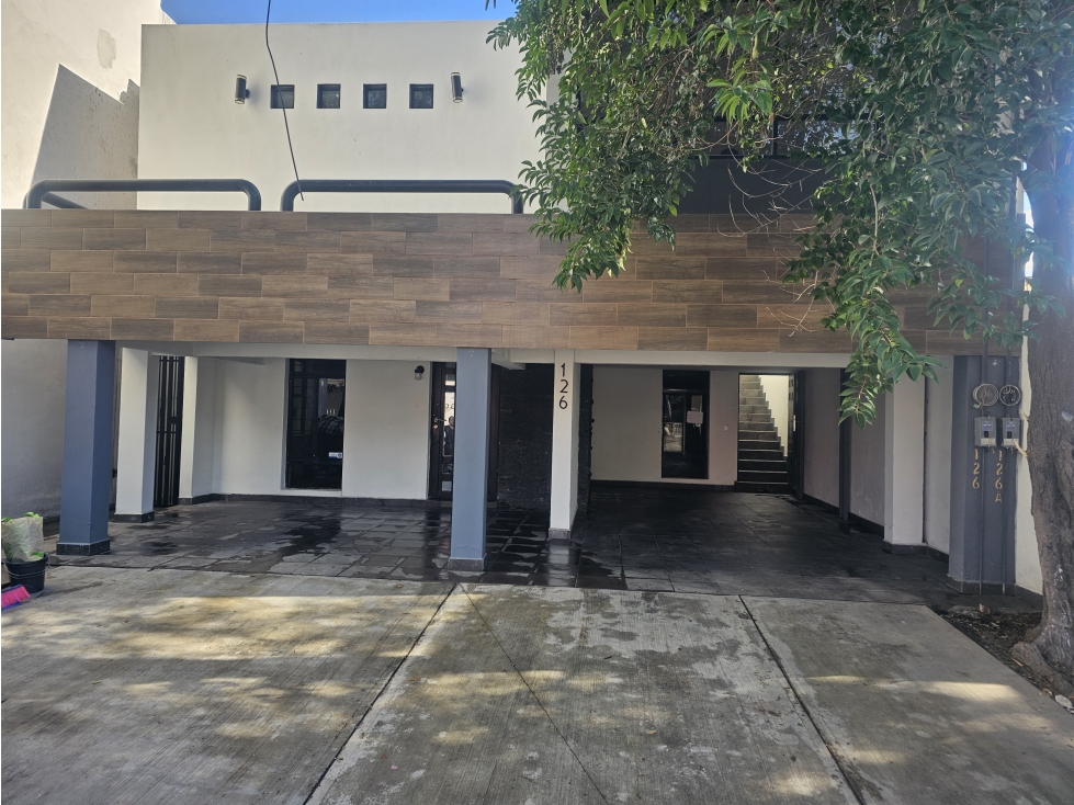 Casa en Venta con ventaja inmobiliaria (2 Depas)