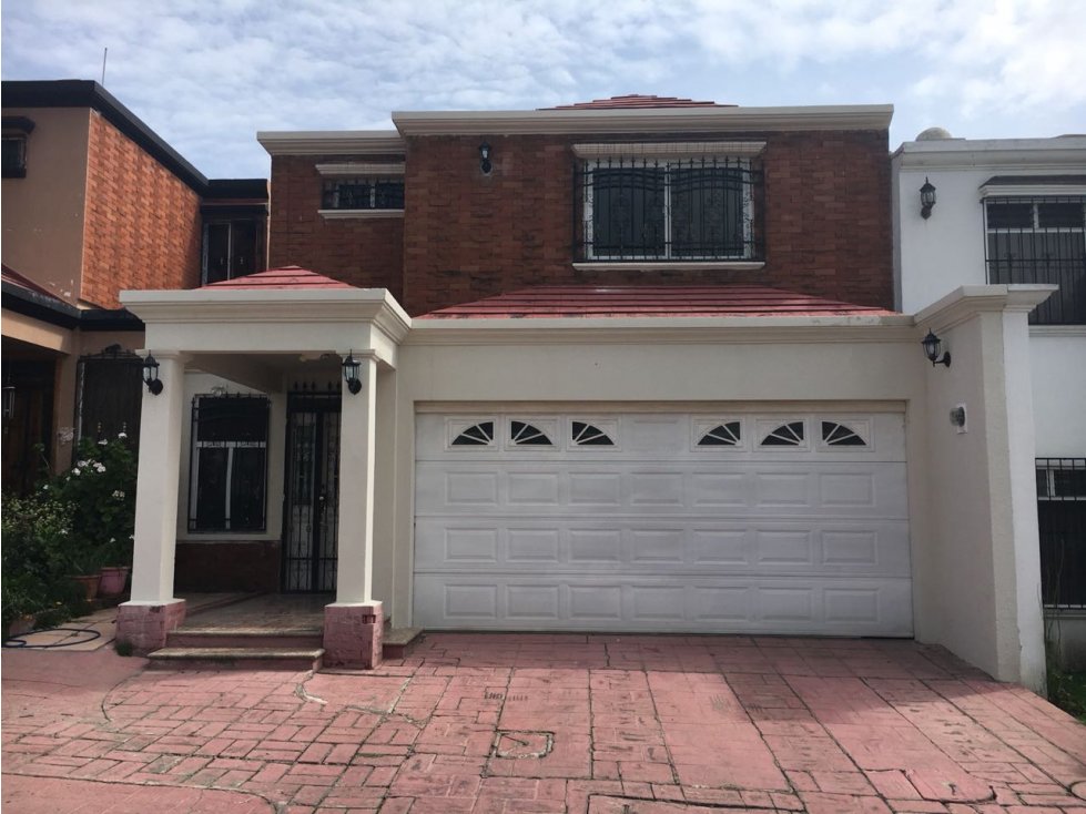 LINDA CASA EN ALQUILER EN COND. ZONA 9, XELA