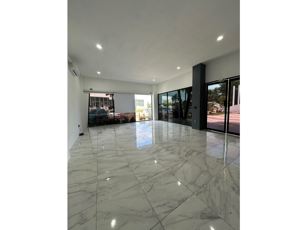 LOCAL 60M2 PLANTA BAJA ESQUINA EN LA MARINA MAZATLAN — foto 3