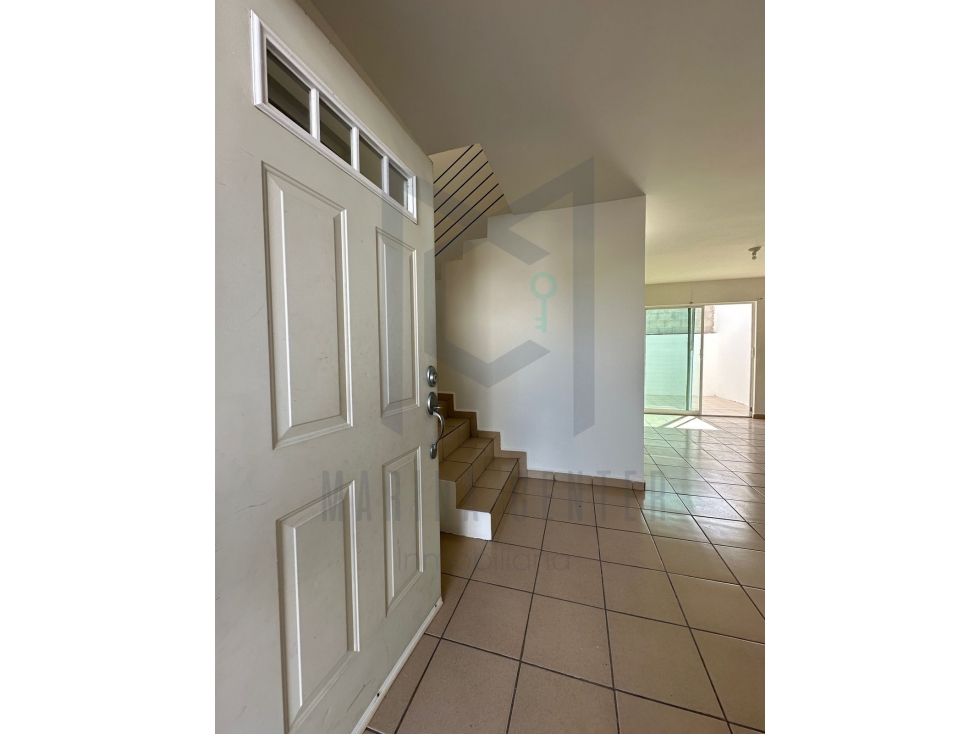 CASA 3 REC EXCELENTE UBICACION FRENTE AREA COMUN COTO PRIV — foto 3