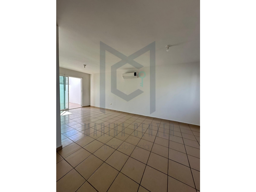 CASA 3 REC EXCELENTE UBICACION FRENTE AREA COMUN COTO PRIV — foto 5