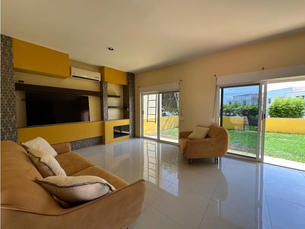CASA 4 REC AMUEBLADA 1 REC PLANTA BAJA AMPLIA EN COTO PRIV — foto 6