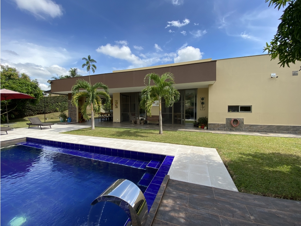 Venta Casa Campestre Moderna Vía a la Tebaida Quindio