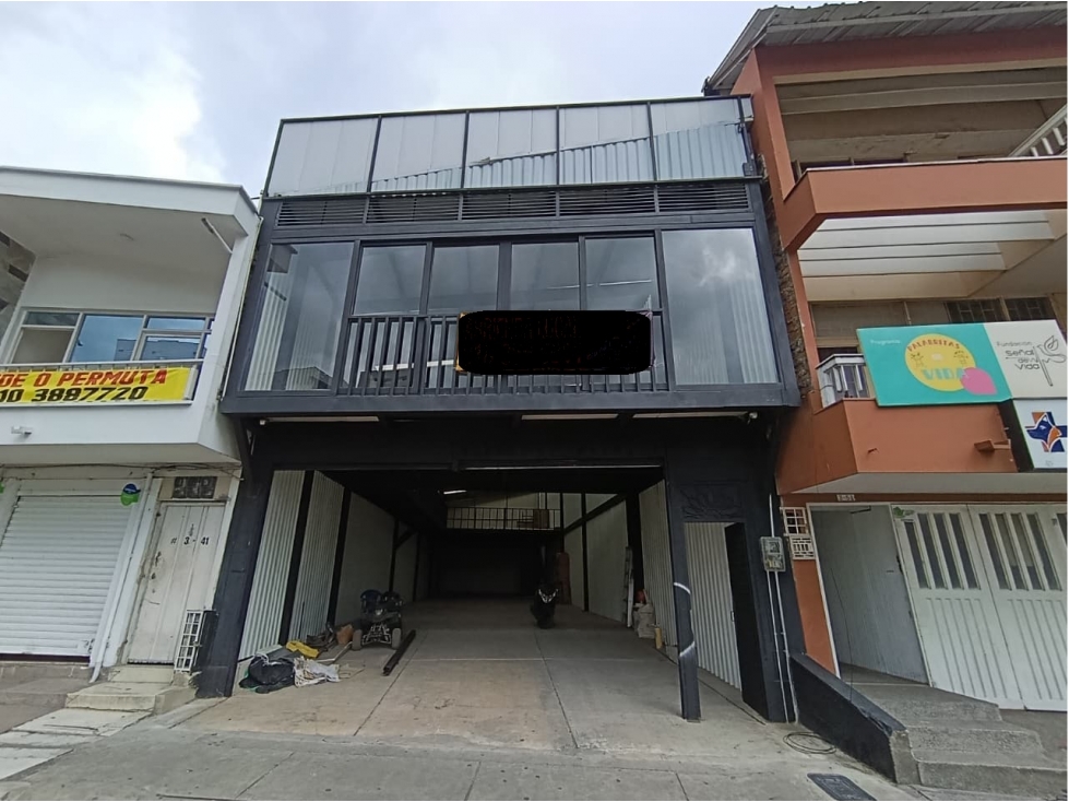 Se Arrienda Local Comercial Avenida Bolivar EAM Armenia Quindio - 1