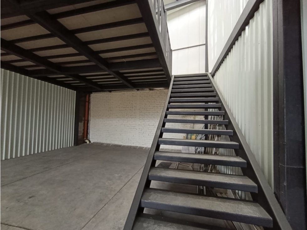Se Arrienda Local Comercial Avenida Bolivar EAM Armenia Quindio - 5
