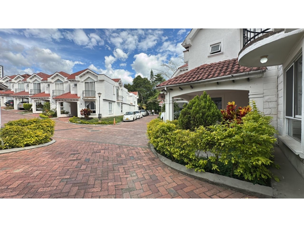 Se Vende Casa al Norte de Armenia Cerca al C.C Portal del Quindío - 1