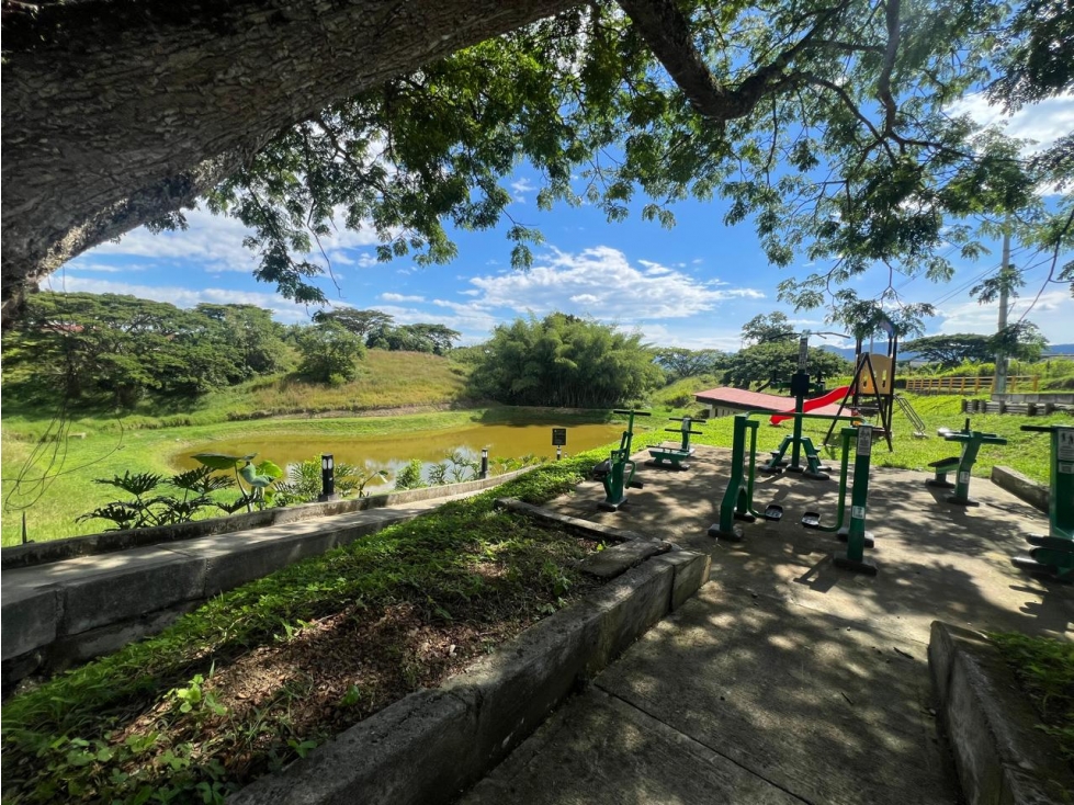 Venta de Finca en conjunto Cerrado, Monten gro Quindío