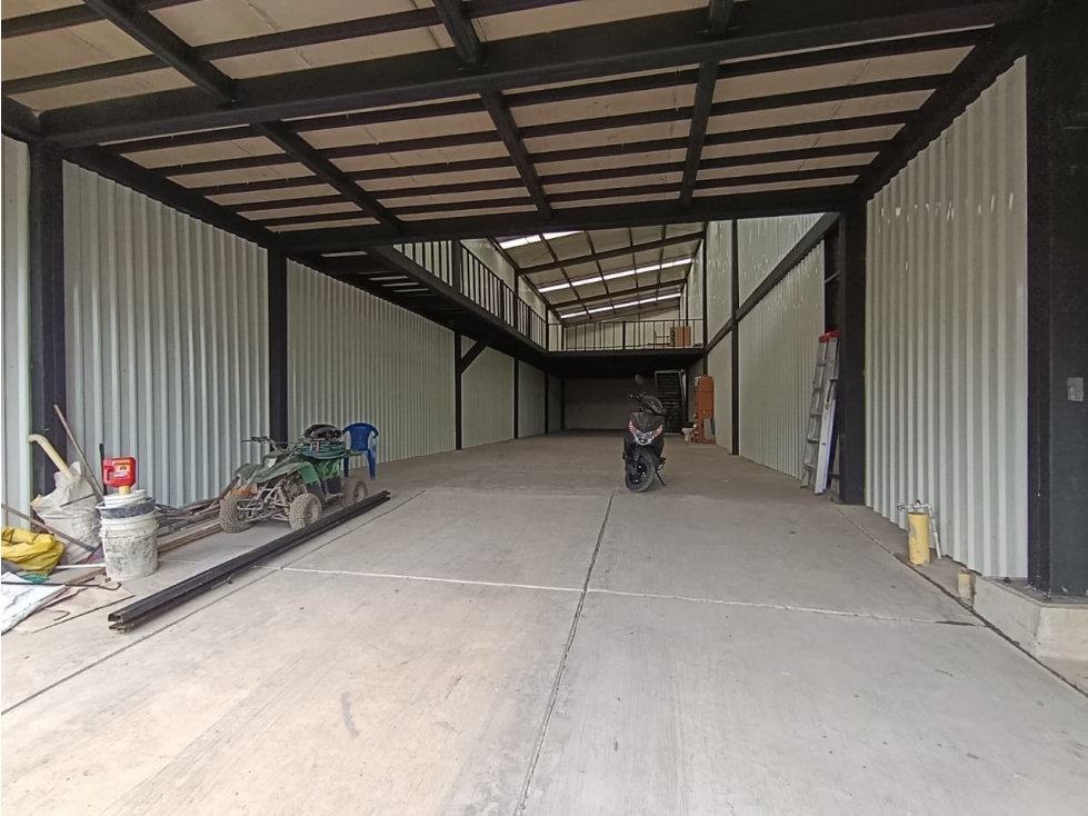 Se Arrienda Local Comercial Avenida Bolivar EAM Armenia Quindio - 3