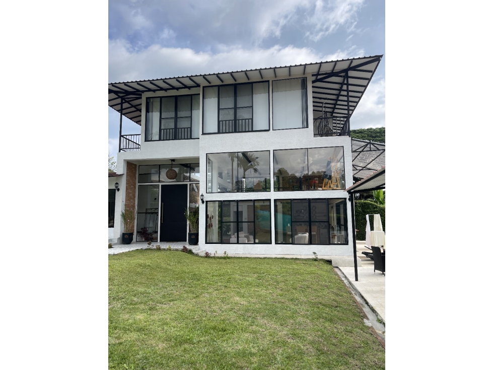 Venta casa campestre en conjunto cerrado vía al Caimo Armenia — foto 2