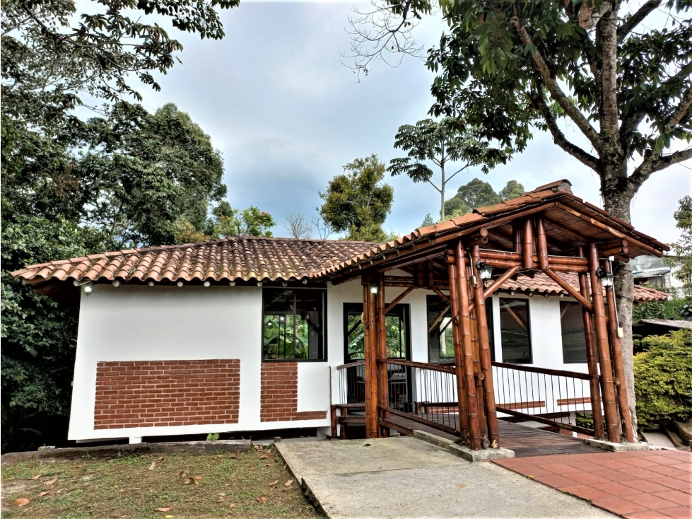 Venta de Chalet en conjunto cerrado via Armenia Pereira — foto 2