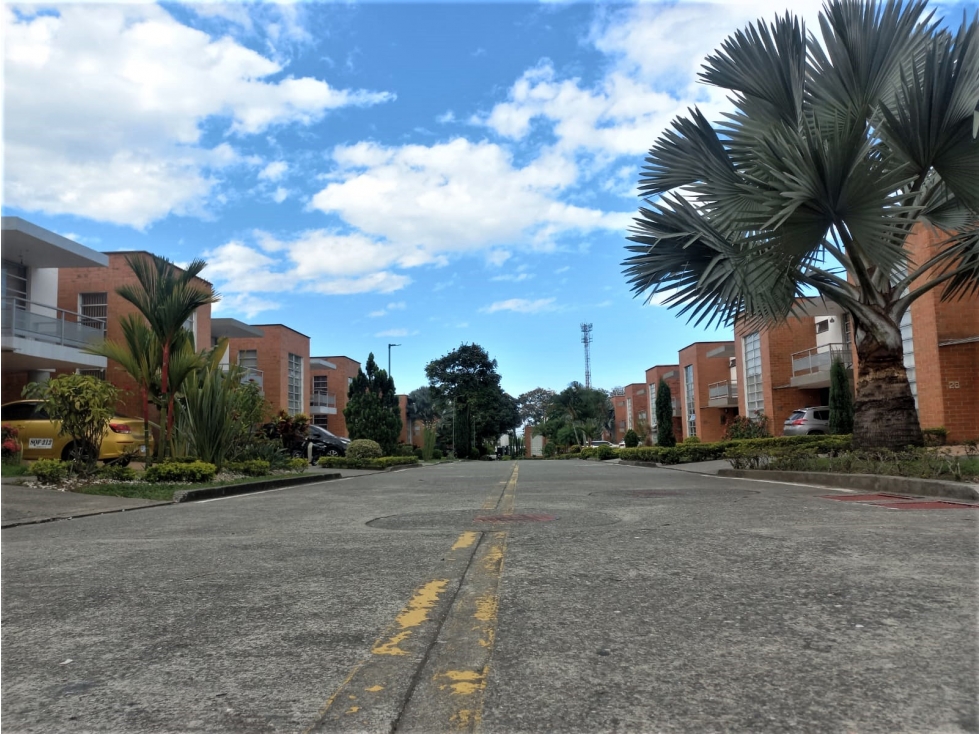 Vendo casa en conjunto cerrado via Armenia La Tebaida — foto 4
