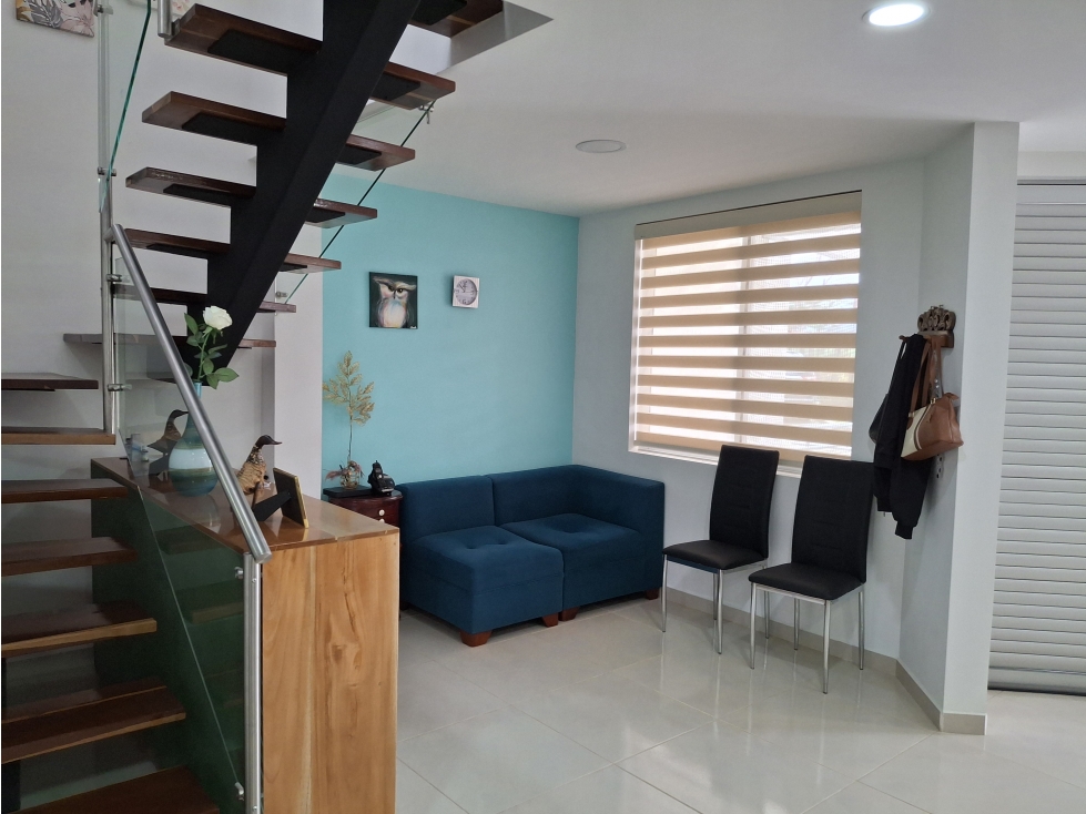 Venta de Casa en Conjunto Cerrado en Avenida Centenario — foto 4