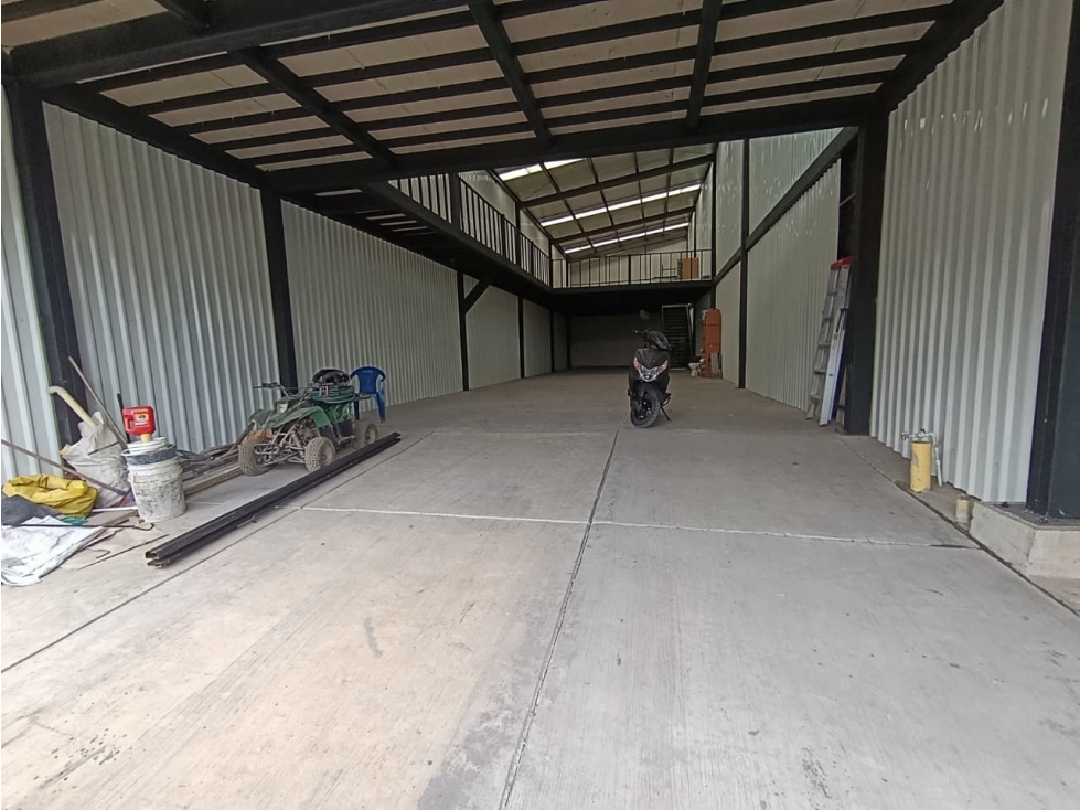 Se Arrienda Local Comercial Avenida Bolivar EAM Armenia Quindio - 4