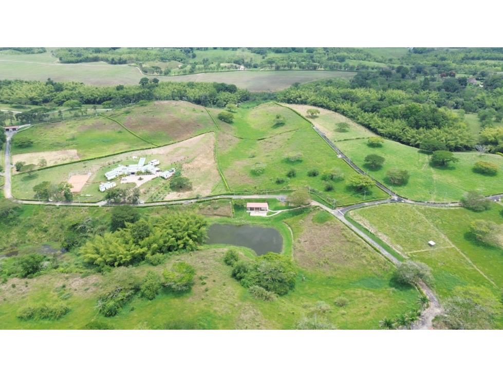 Venta de Finca en conjunto Cerrado, Monten gro Quindío — foto 3